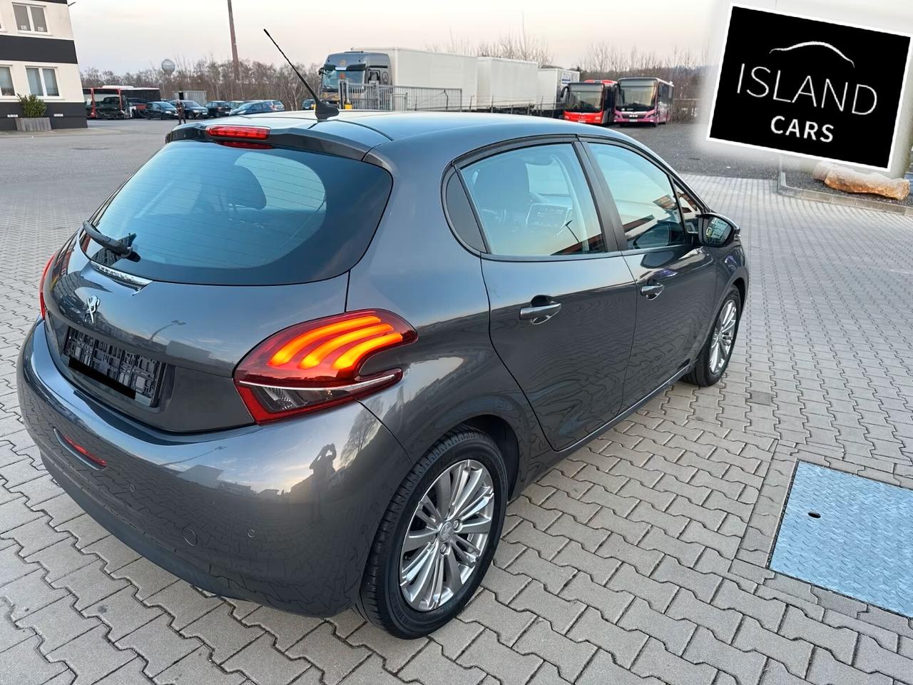 Peugeot 208 PureTech 83 5 porte Style