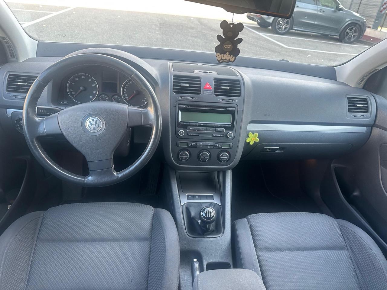 Volkswagen Golf 1.6 16V FSI 5p. Sportline
