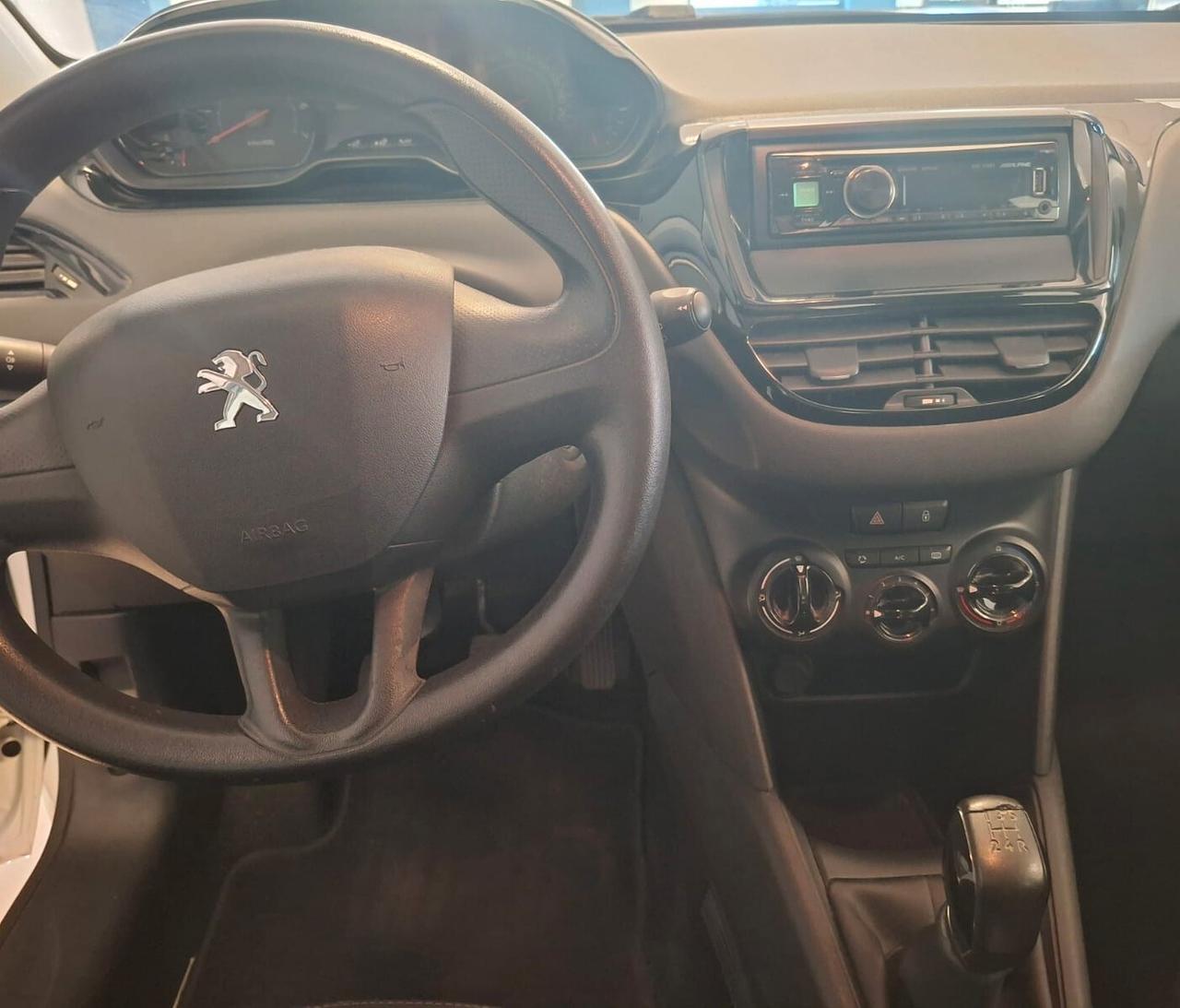 Peugeot 208 1.2 VTi 82 CV 5 porte Allure