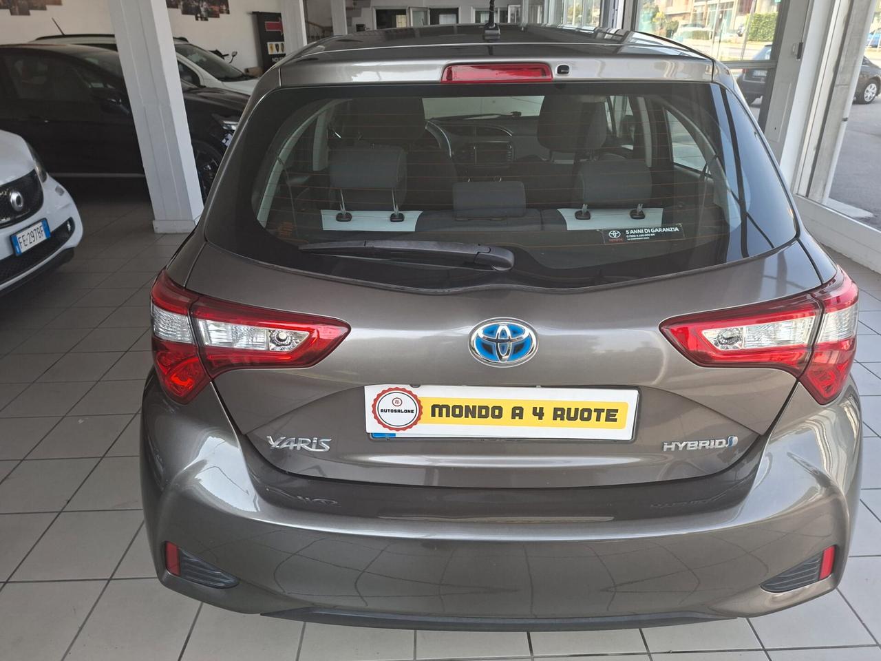 Toyota Yaris 1.5 Hybrid 5 porte Active