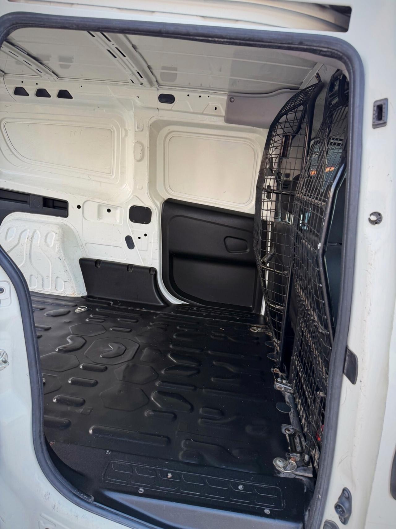 Fiat Doblo Doblò 1.4 T-Jet Natural Power PL-TN Cargo Maxi Lamierato SX