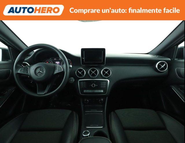 MERCEDES-BENZ A 160 d Automatic Business