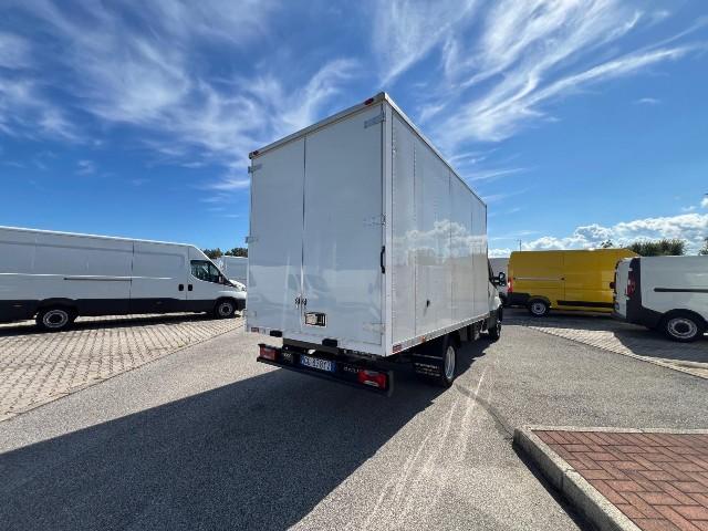 Iveco DAILY 35C14H BOX