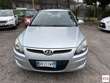 HYUNDAI - i30 1.4 Special Gpl
