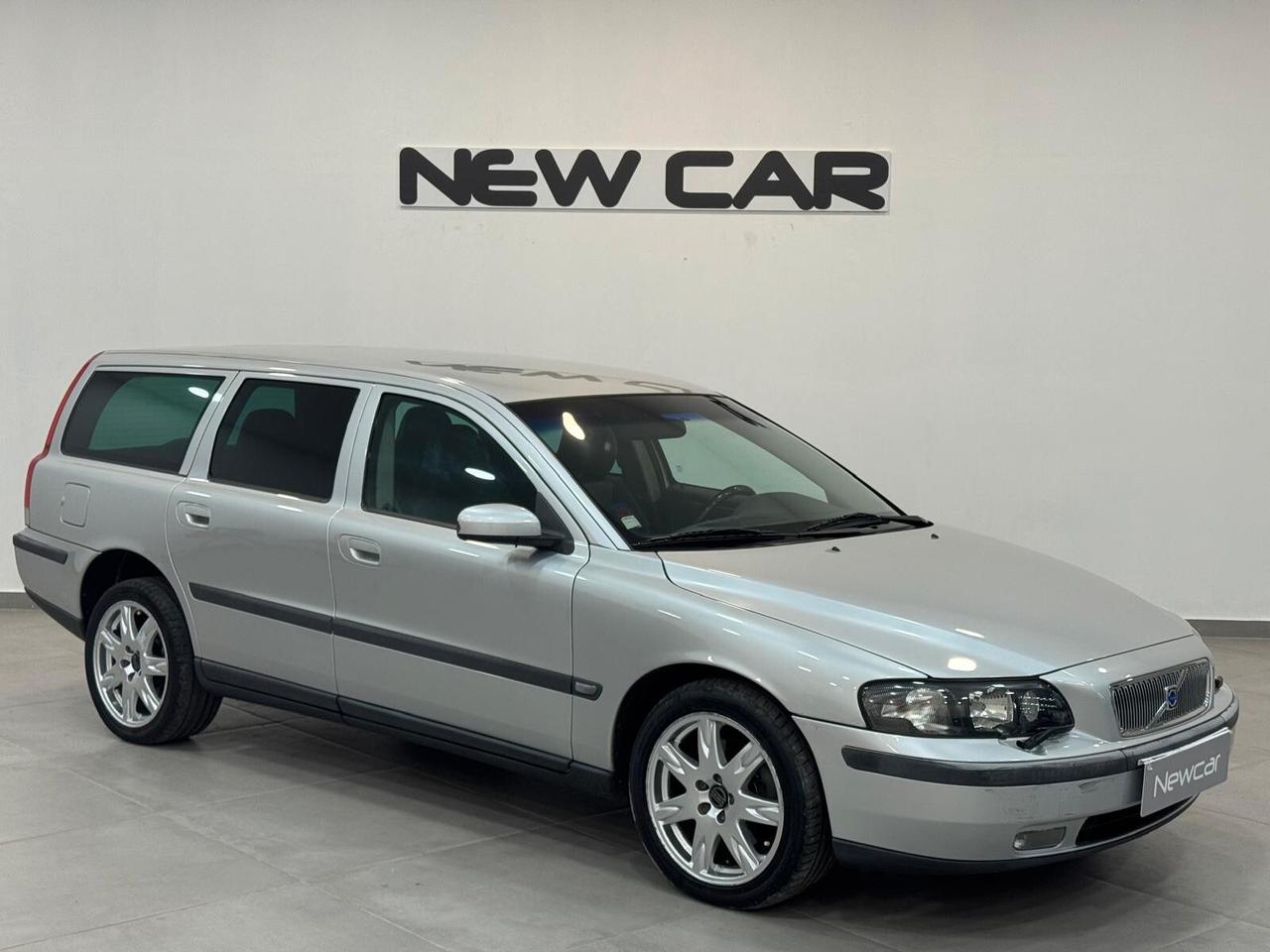 Volvo V70/XC70 XC70 2.4 D5 20V cat aut. AWD Optima