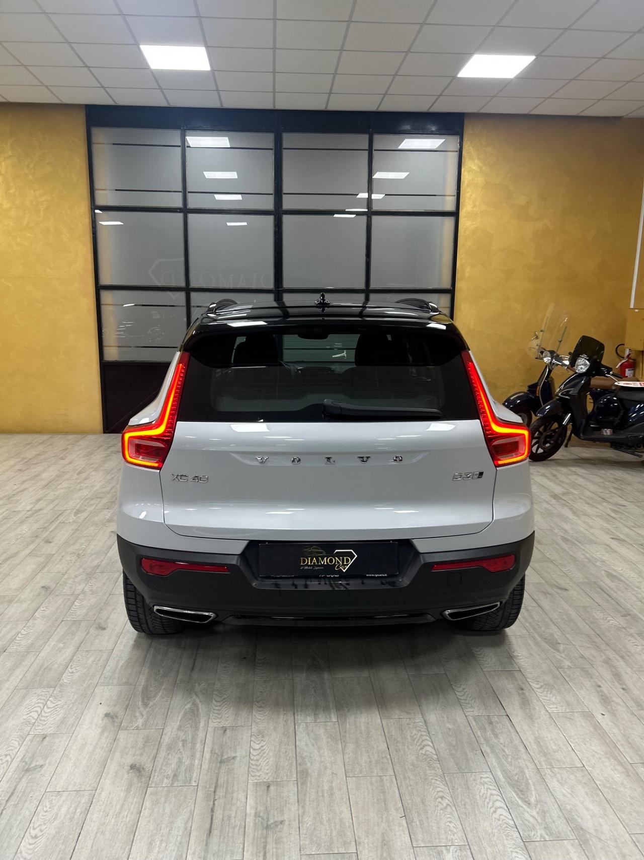 VOLVO XC40 2.0d R-design “AUT/NAVI/PELLE/RETRO”-2020