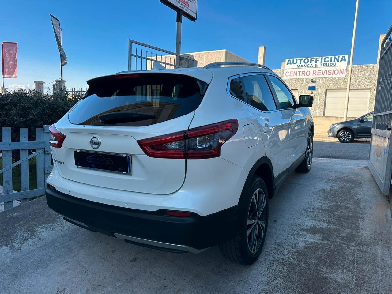 Nissan Qashqai 1.2 DIG-T N-Connecta