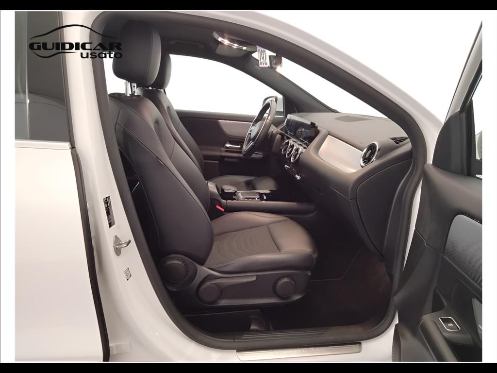 Mercedes-Benz GLA-H247 2020 - GLA 180 d Sport auto