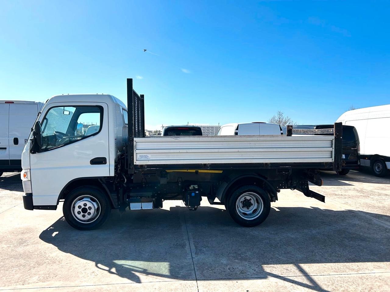 Mitsubishi Fuso Canter 3S15 Ribatabile Trilaterale