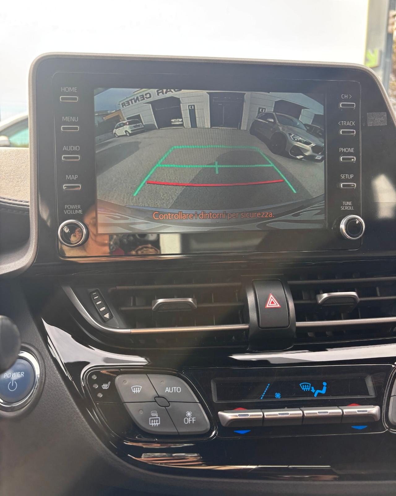 Toyota C-HR 1.8 Hybrid E-CVT Trend