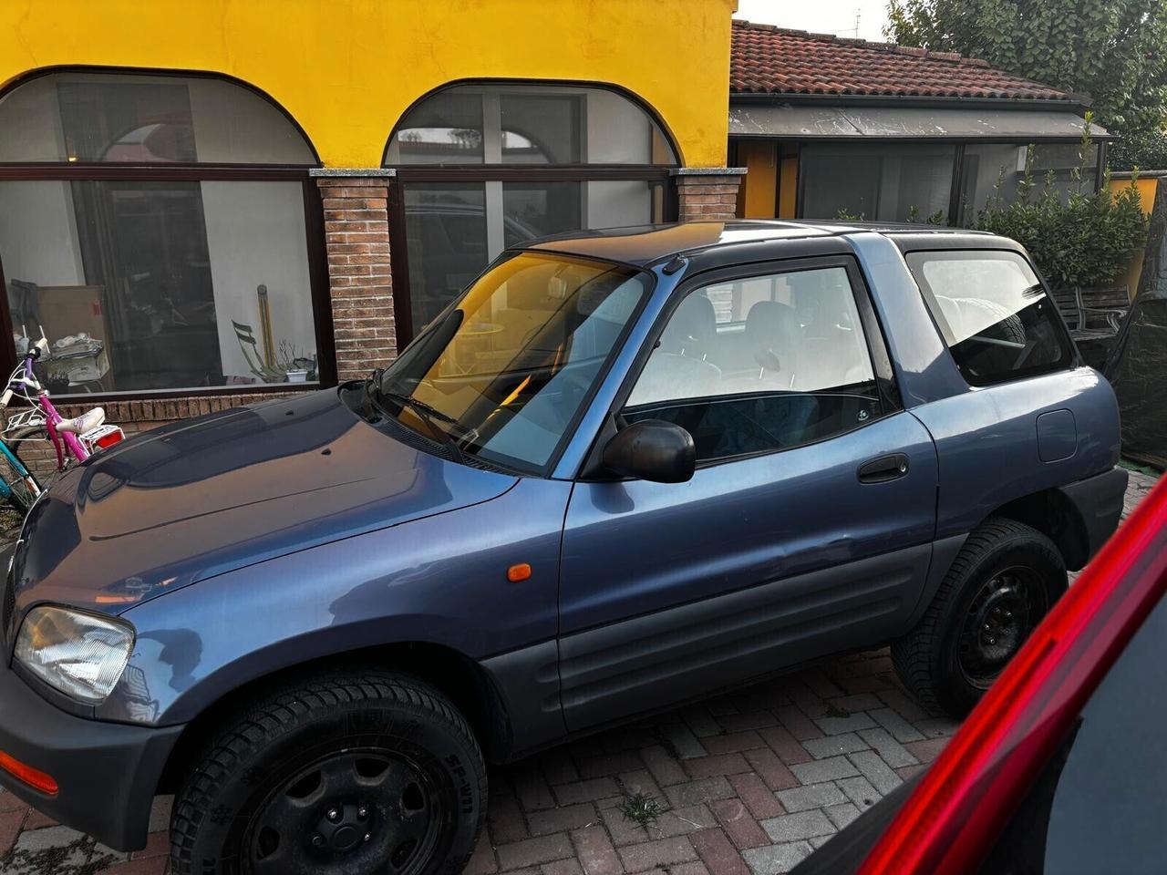 Toyota RAV 4 2.0i 16V cat 4x4 3 porte