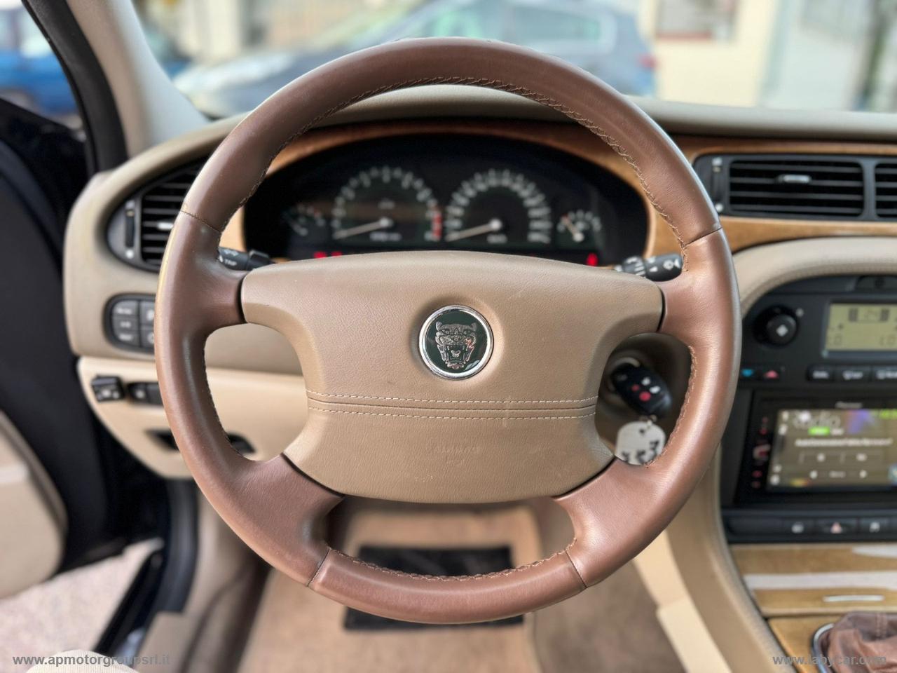 JAGUAR S-Type 2.5 V6 24V CAT Executive