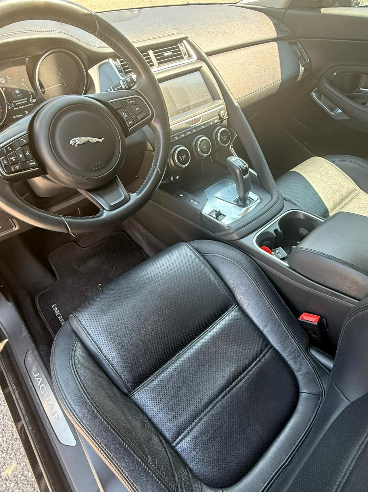 Jaguar E-Pace 2.0D 180 CV AWD R-Dynamic S