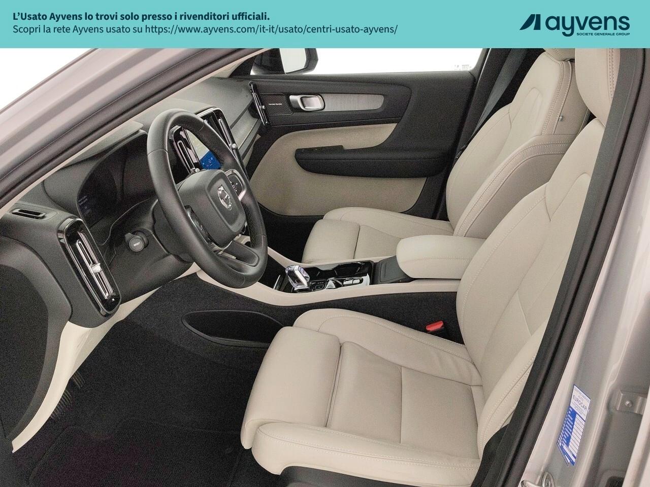 Volvo XC40 B3 automatico Plus Dark 163cv