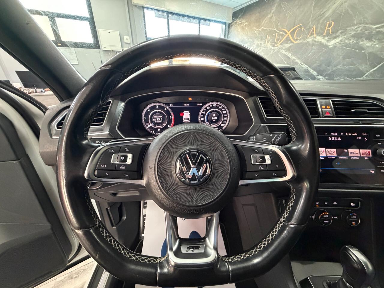 Volkswagen Tiguan 2.0 BiTDI SCR DSG 4MOTION Advanced R-Line BMT GANCIO TRAINO ELETTRICO