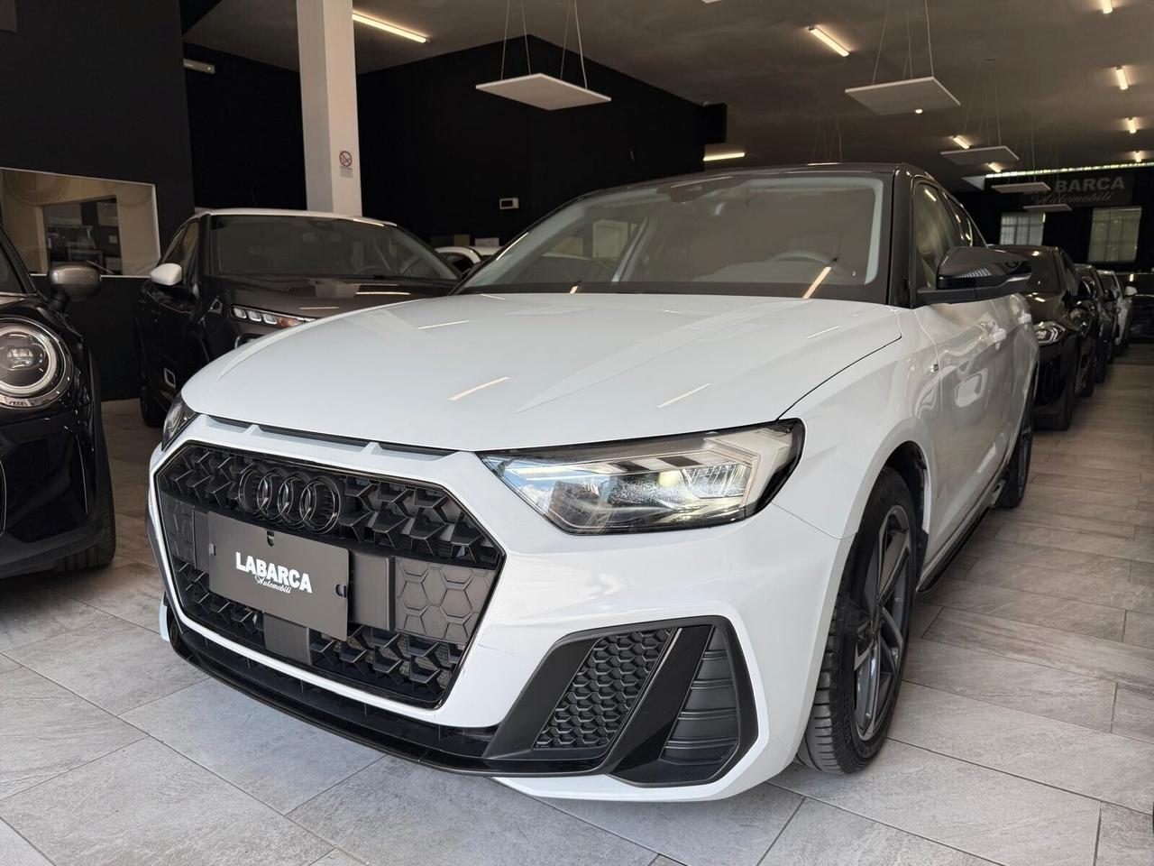 Audi A1 SPB 30 TFSI Identity Black