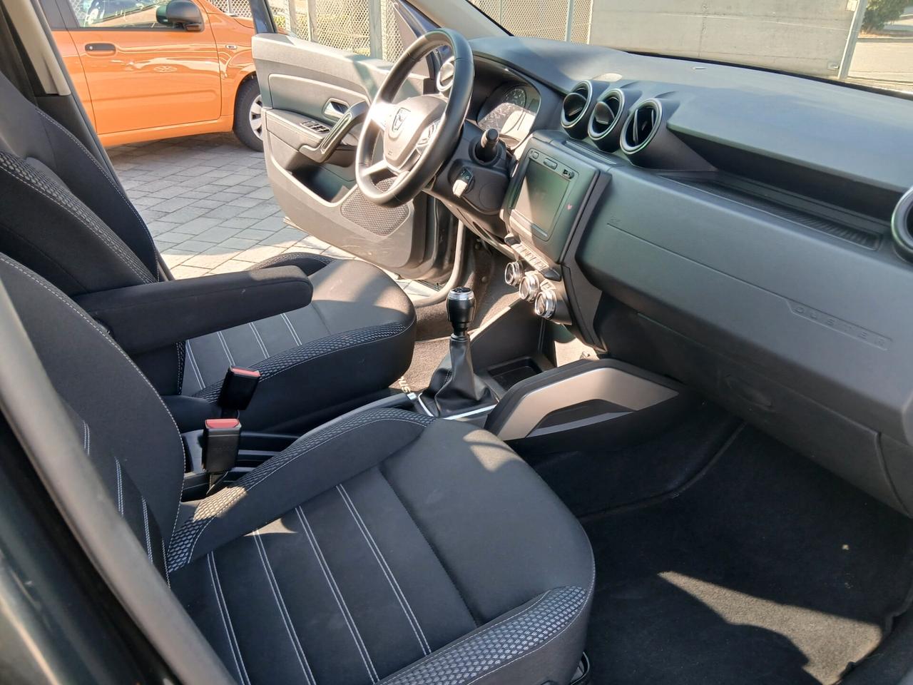 Dacia Duster 1.0 TCe 100 CV ECO-G 4x2 Prestige tua a € 199 mese