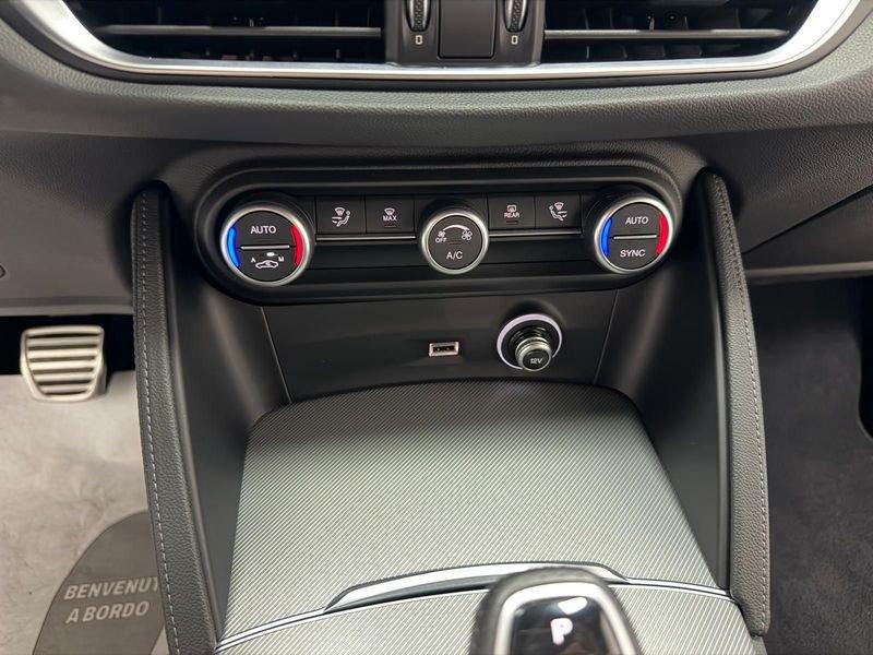 Alfa Romeo Stelvio 2.2 TD 160 CV Super AT8 RWD