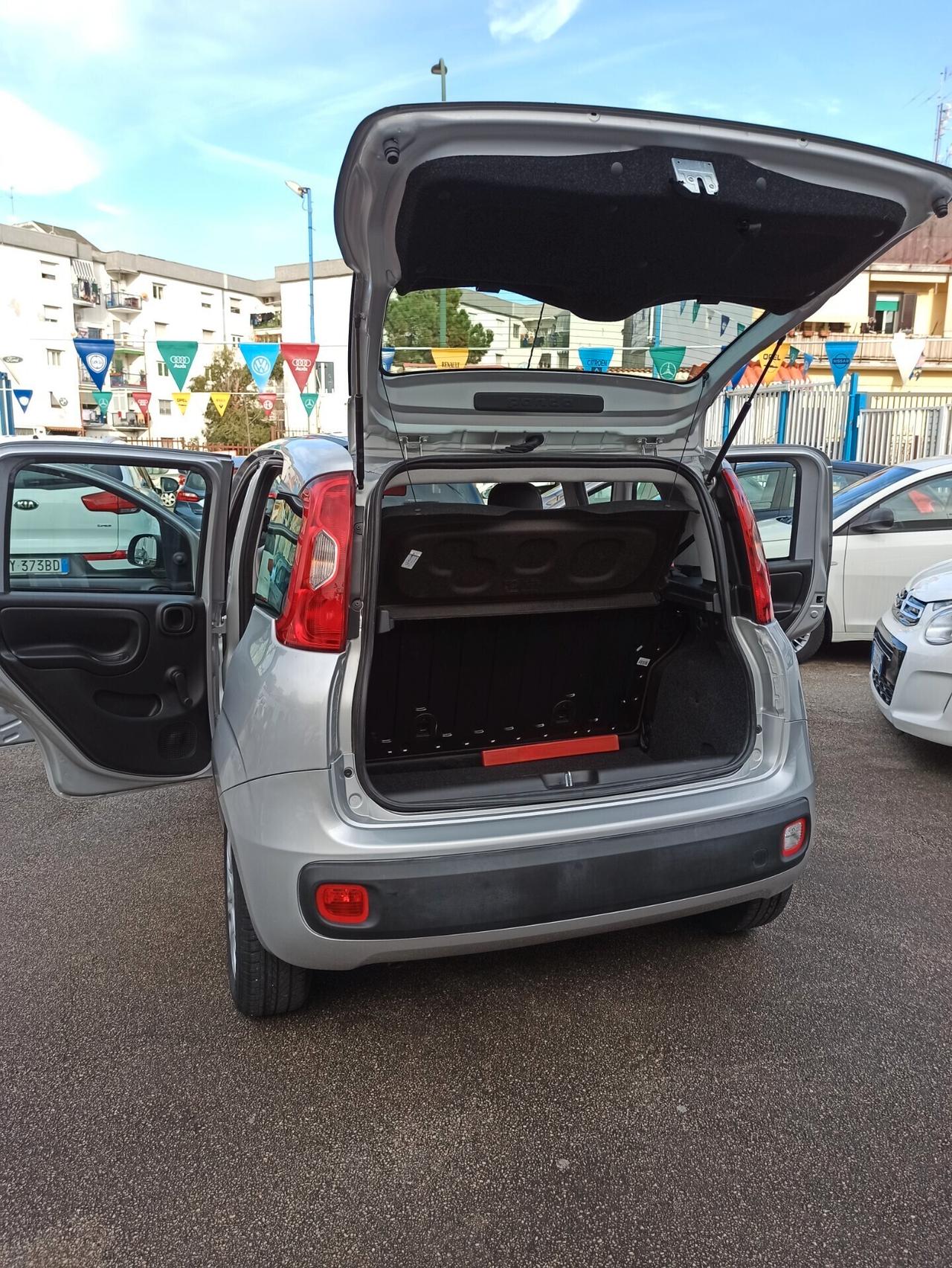 Fiat Panda 1.2 69 cv Easy Km. 21000 pari al nuovo!!!!!