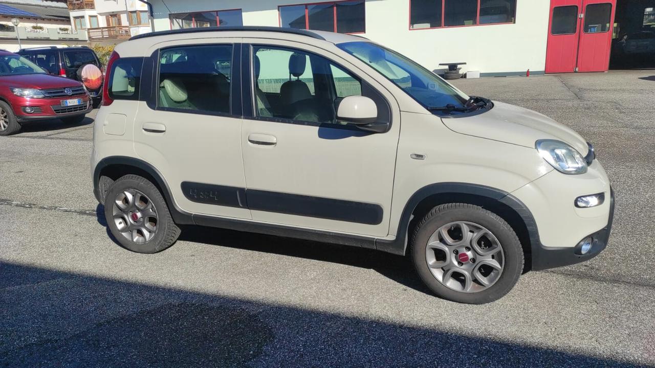 FIAT PANDA 0.9 TWIN AIR 4X4 4WD COMMERCIANTI