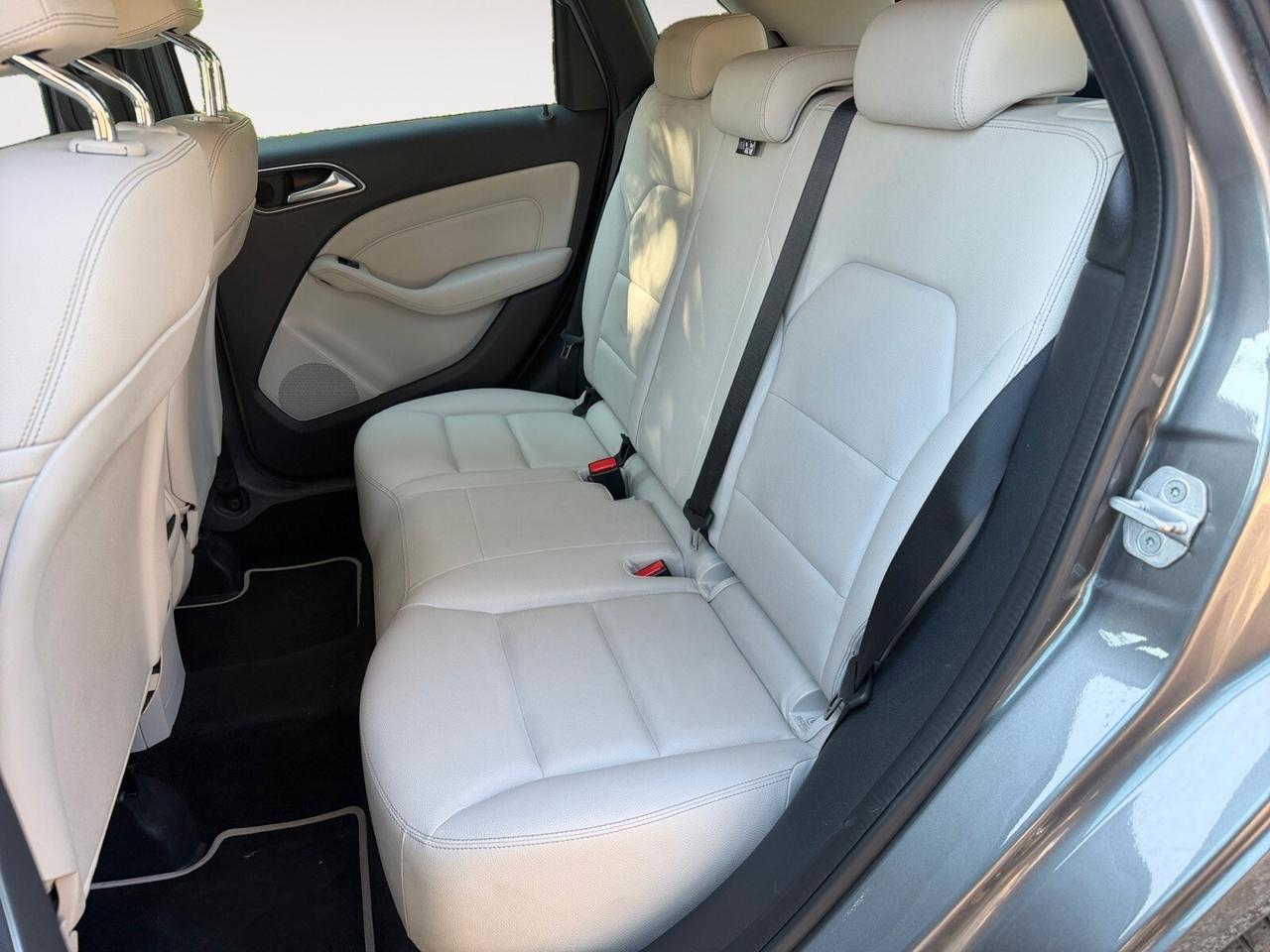 Mercedes-benz B 180 Premium auto FL E6 *UNICO PROPRIETARIO*