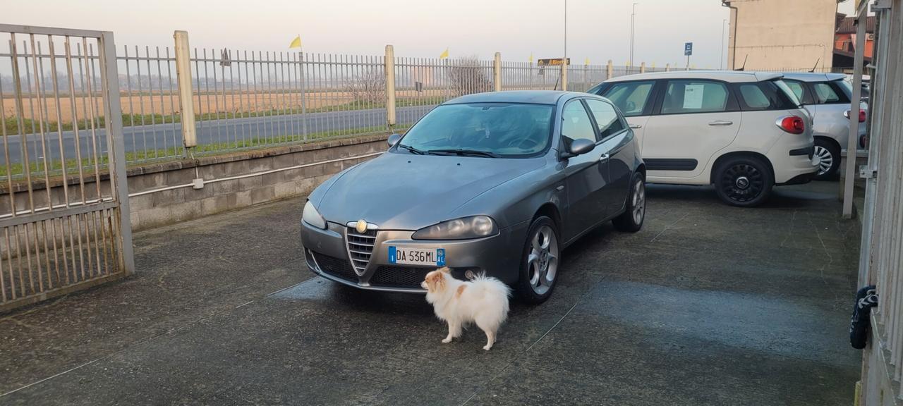 Alfa Romeo 147 1.9 JTD (120) 5 porte Exclusive