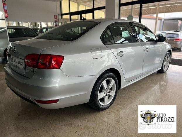 VW JETTA 1.6 TD del 2012con 168000KM