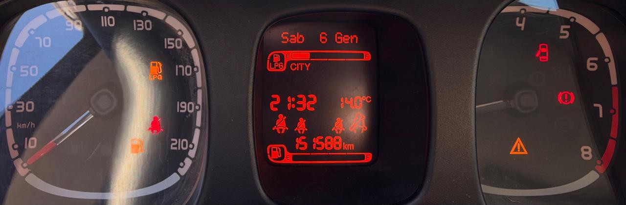 Fiat Panda 1.2 Gpl Lounge 69 Cv