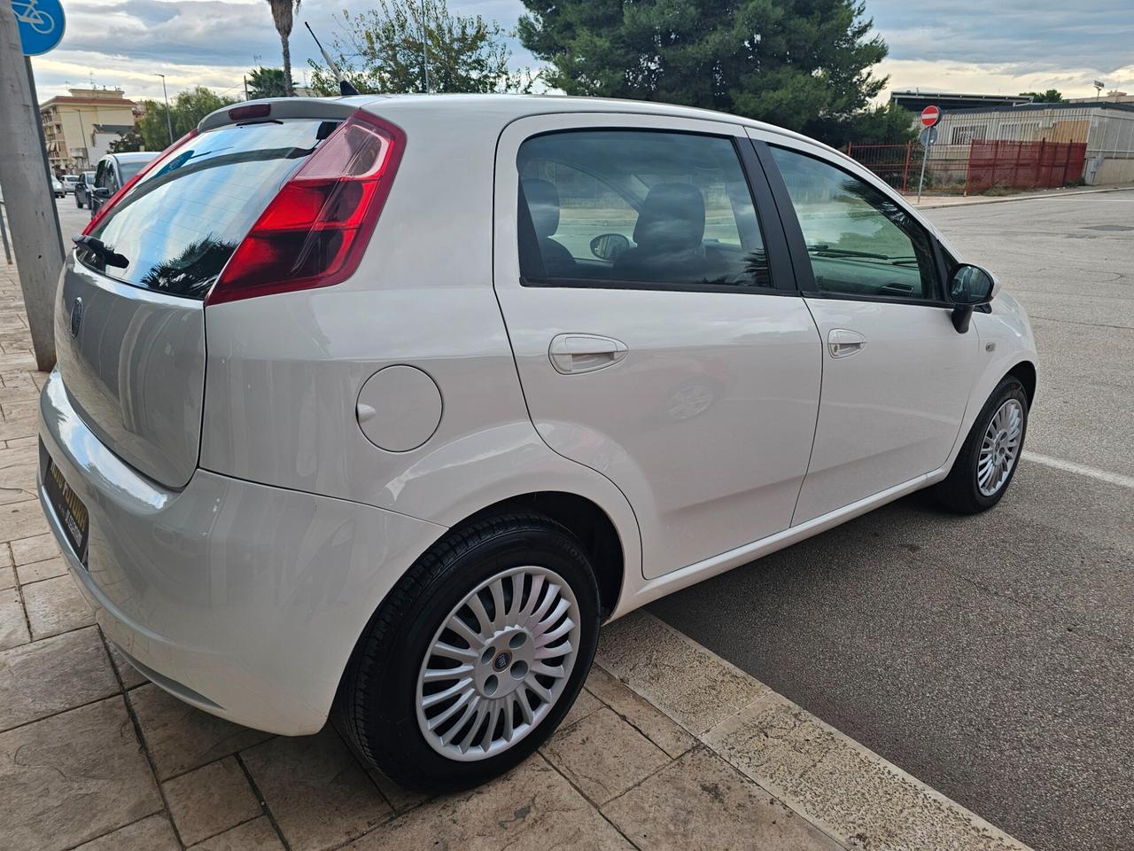 Fiat Grande Punto 1.3 MJT 75 CV 5 porte Active