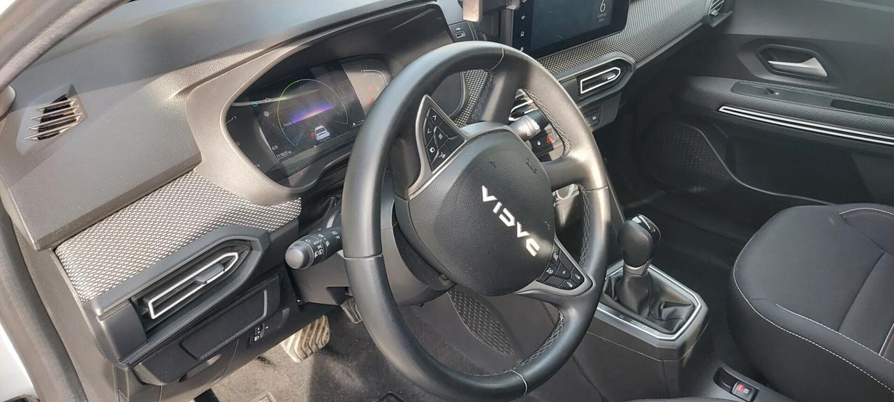 Dacia Jogger 1.6 Hybrid 140 7 posti Extreme