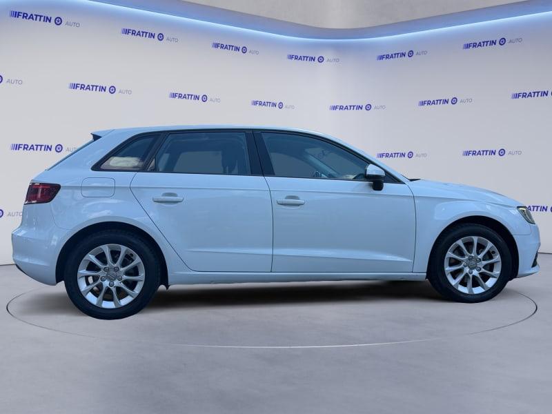 AUDI A3 SPB 1.6 TDI CLEAN DIESEL S TRO