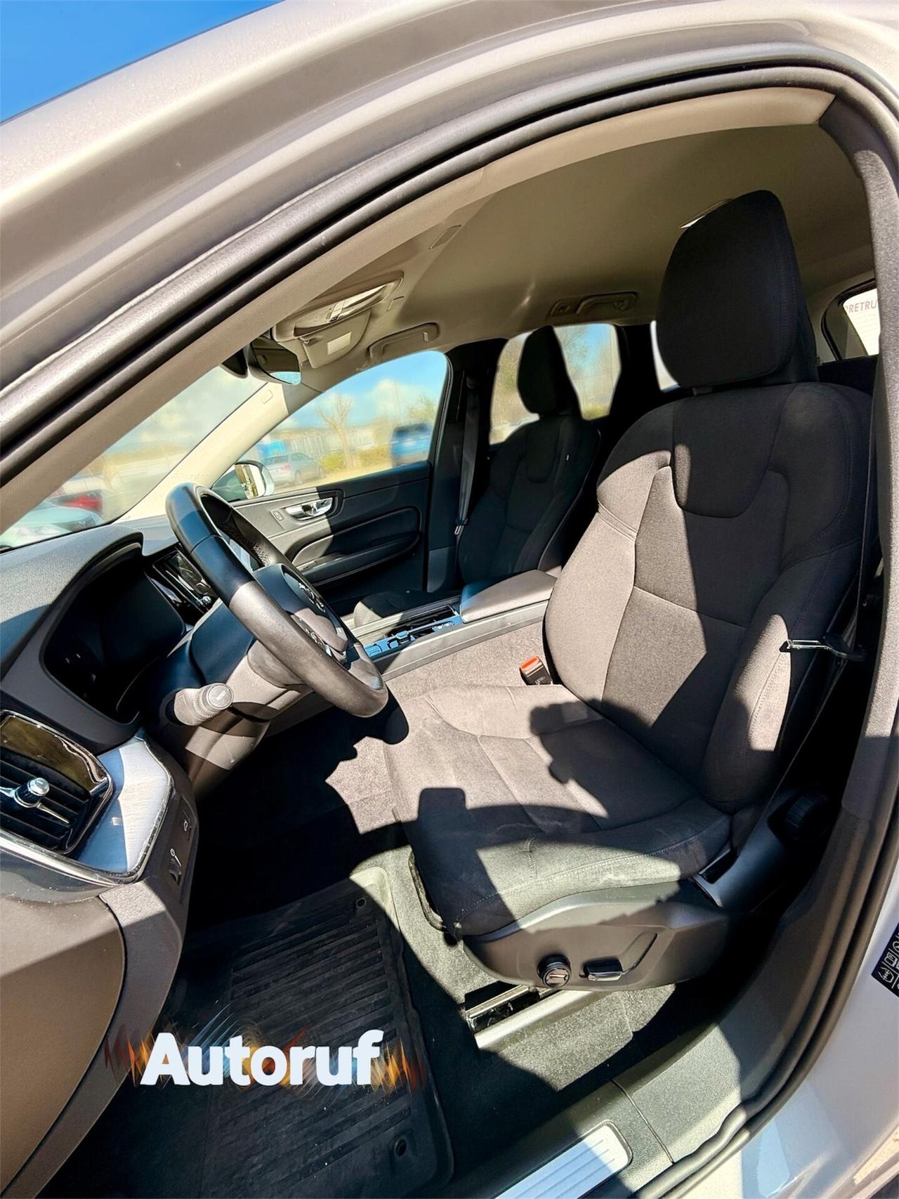 Volvo XC 60 Geartronic Momentum Pro B4