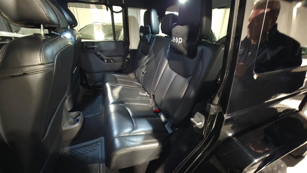 Jeep Wrangler Unlimited 2.8 CRD DPF Rubicon Auto