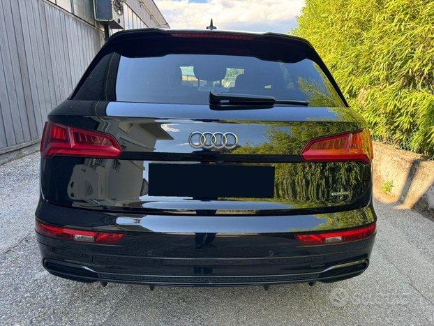 AUDI Q5 2.0 TFSI quattro S tronic S line plus