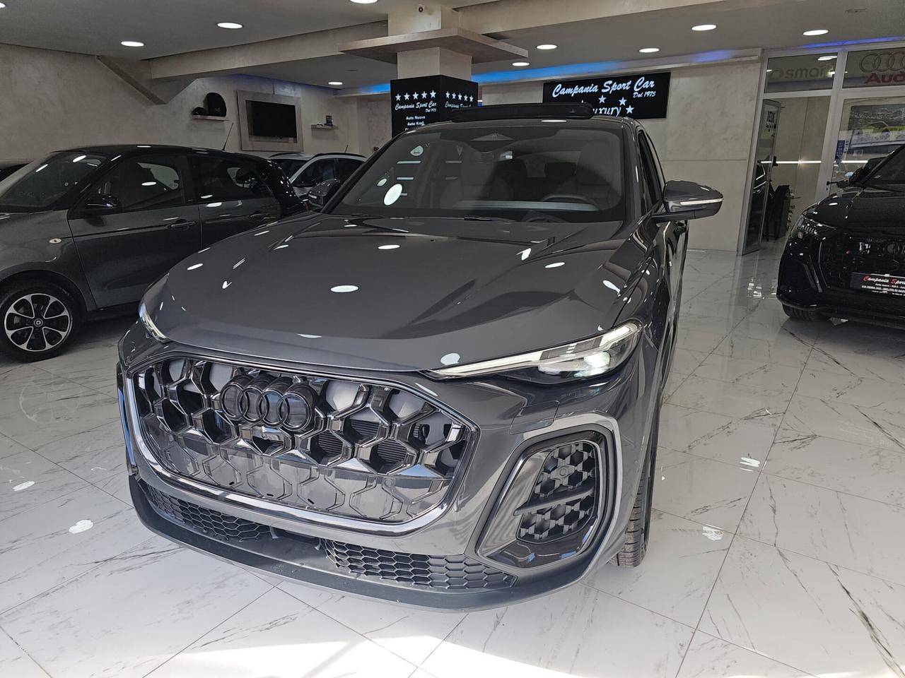 Nuova AUDI Q5 Sportback S line edition TDI quattro 150 kW 204CV S tronic Grigio Tambora metallizzato