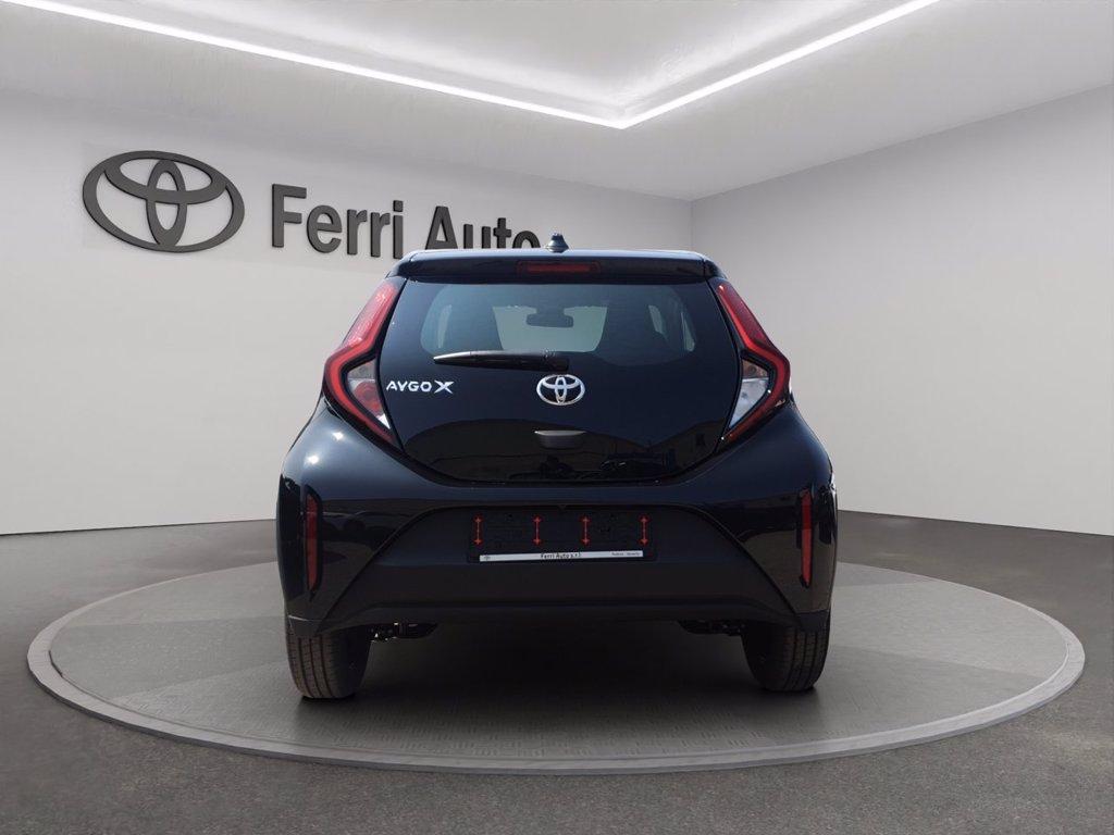 TOYOTA Aygo x 1.0 active 72cv del 2025