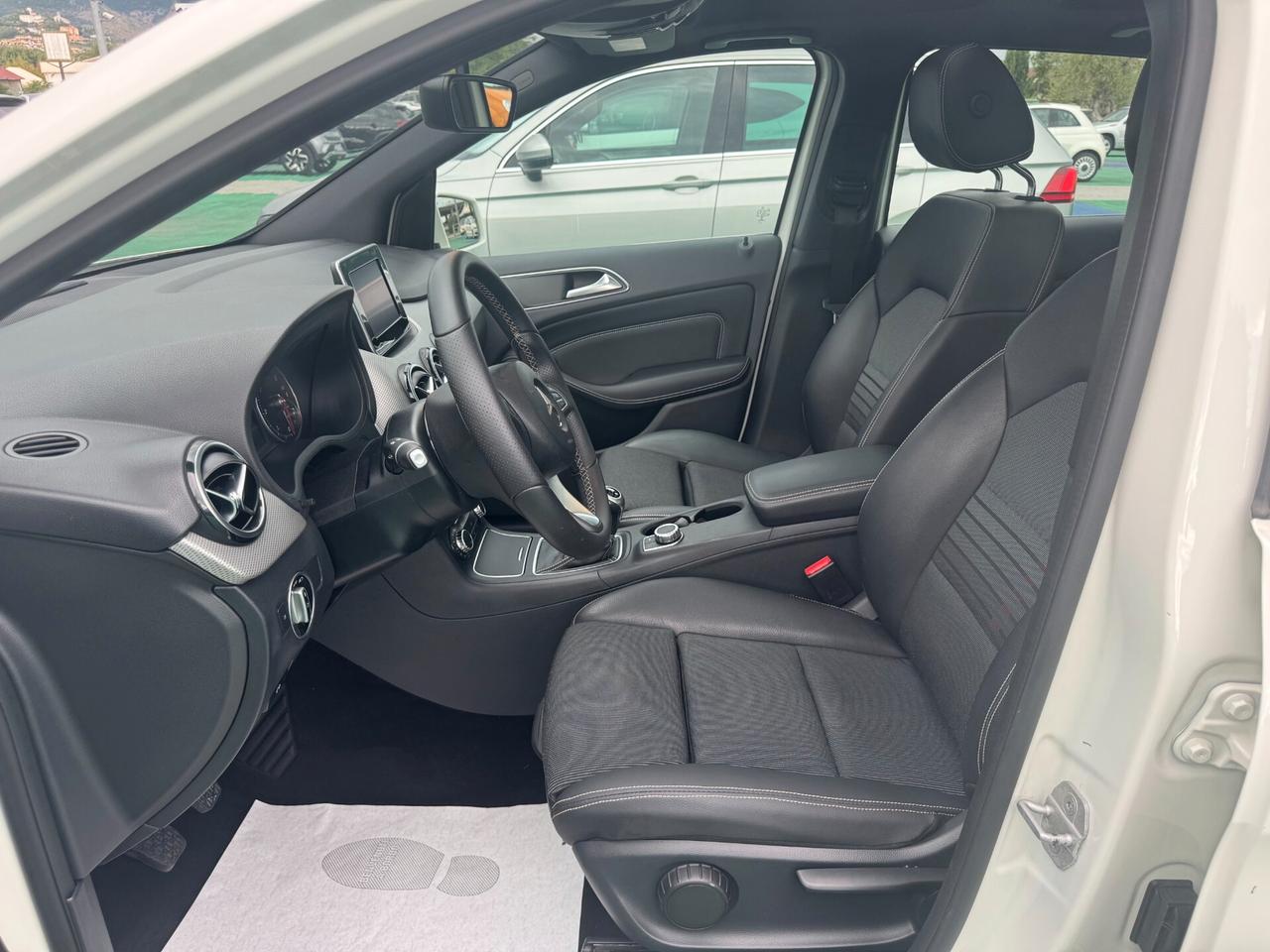 Mercedes-benz A 180 d Premium