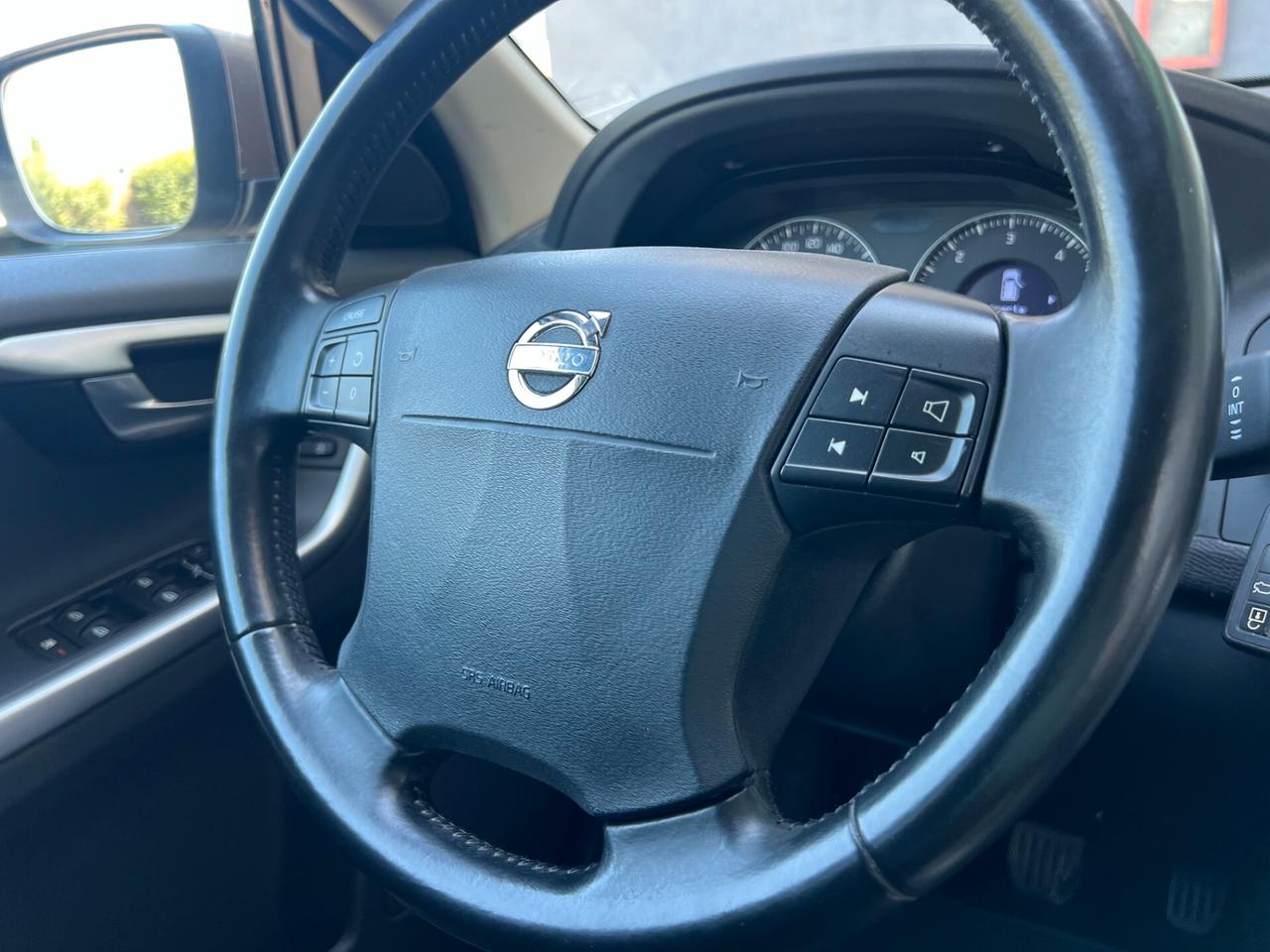 Volvo XC 60 D5 AWD/UNICA PROP.