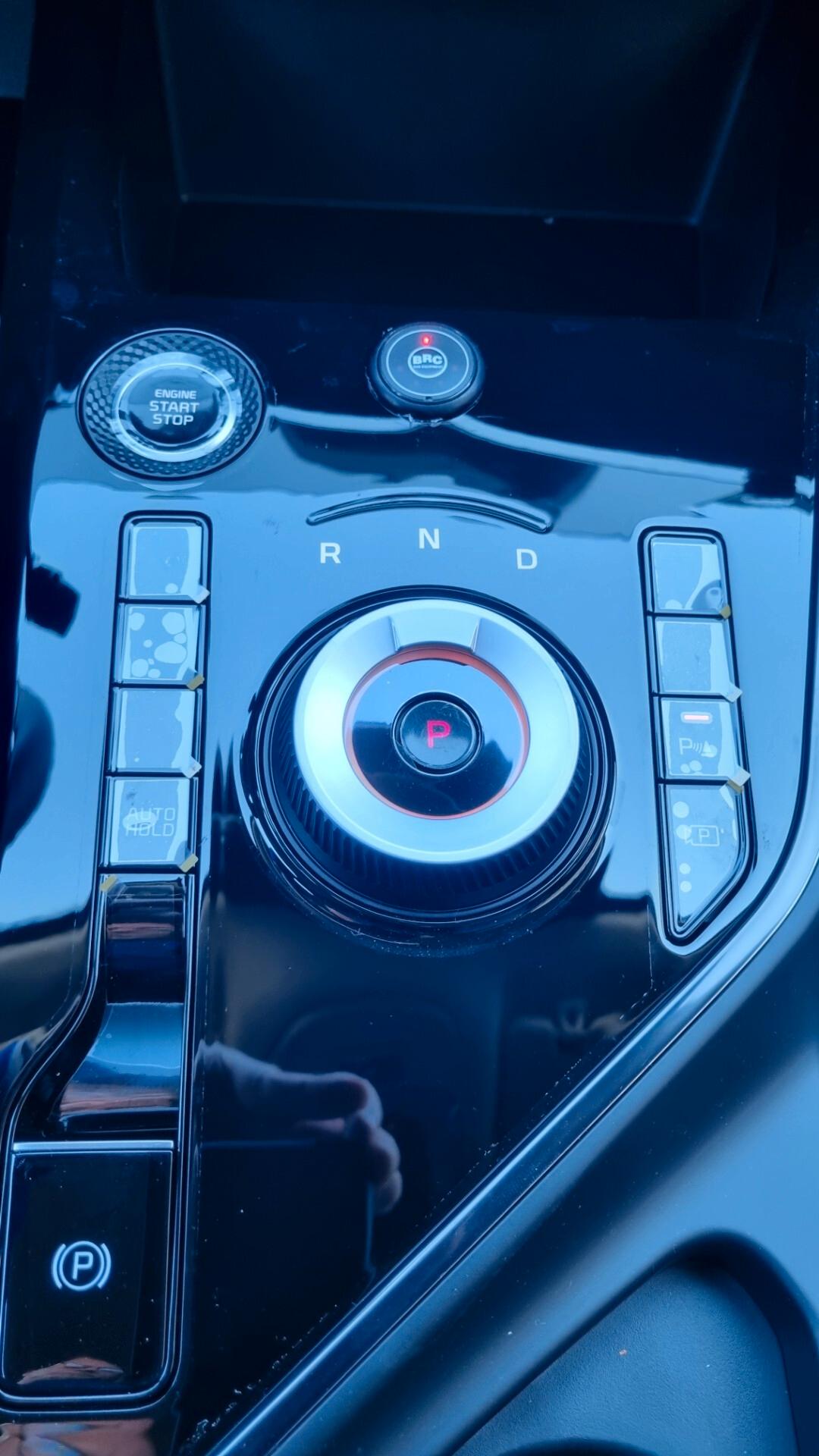 Kia Niro Tri-Fuel 1.6 GDi DCT HEV GPL Style