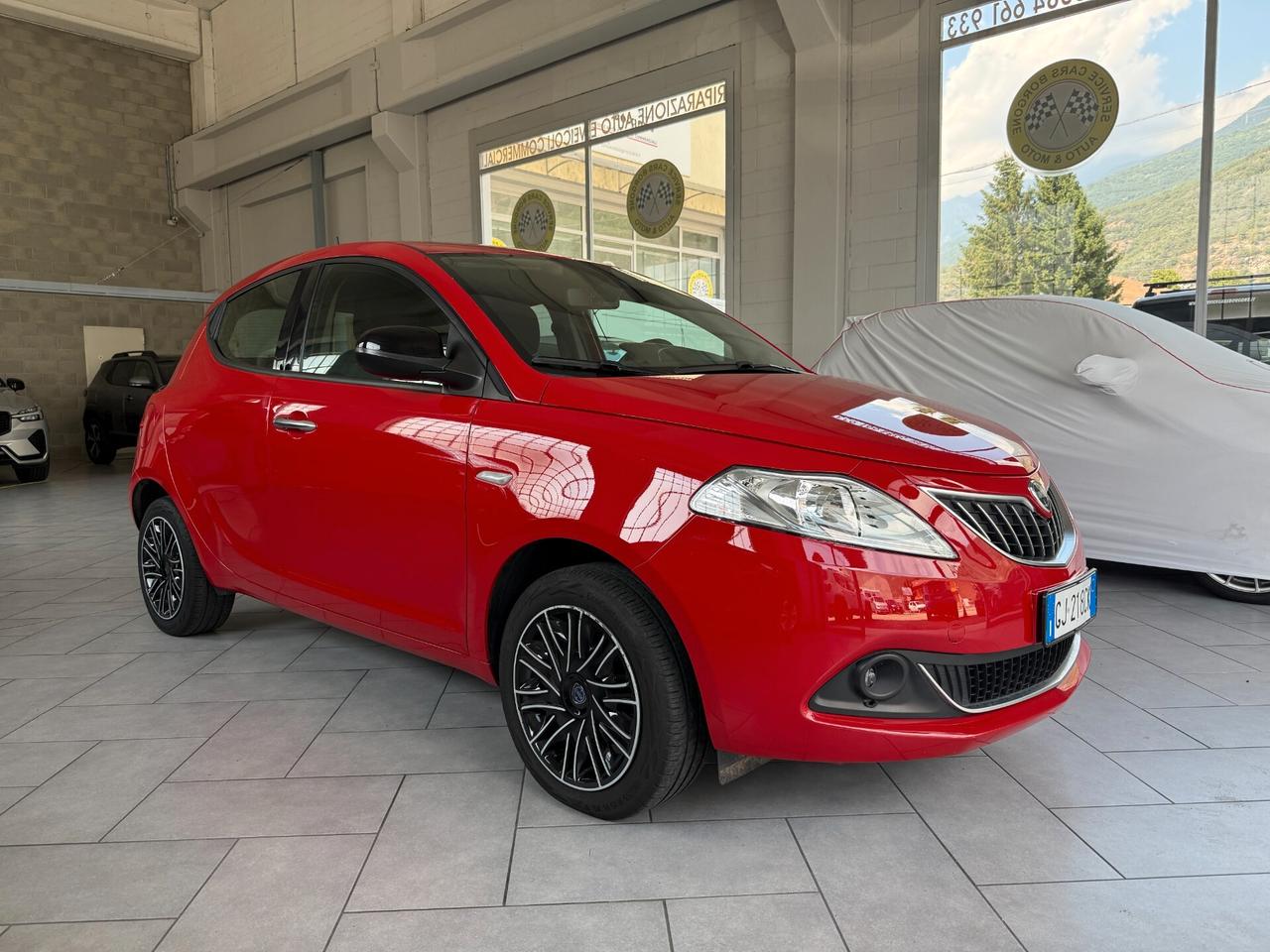 Lancia Ypsilon 1.0 FireFly 5 porte S&S Hybrid Ecochic Gold