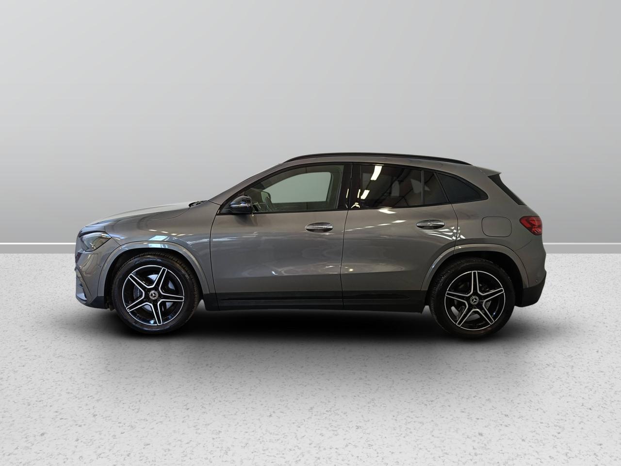 Mercedes-Benz GLA-H247 2023 - GLA 180 d AMG Line Advanced Plus auto