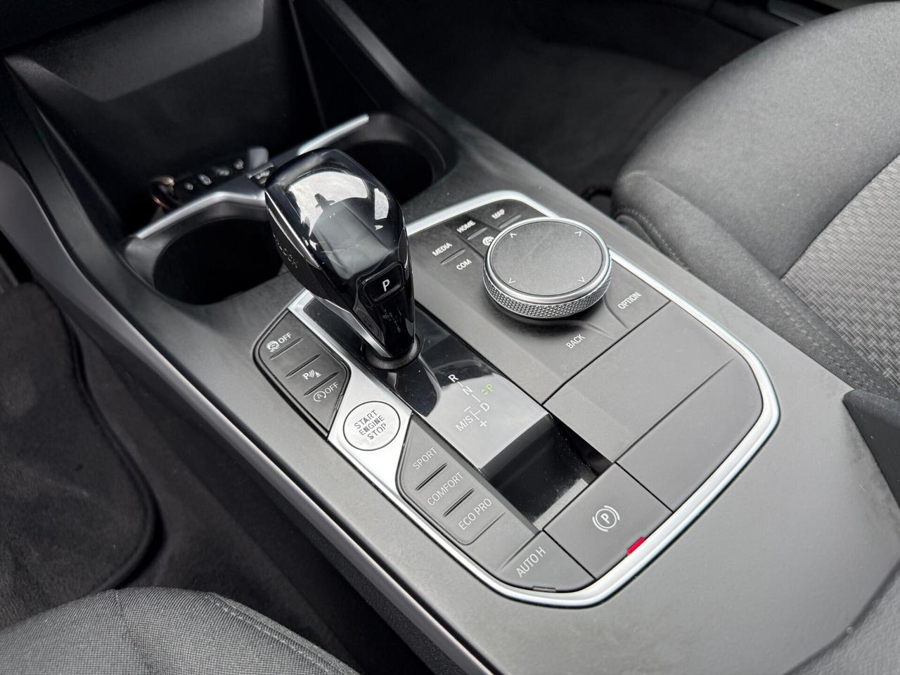 Bmw 118d 5p. Business Advantage Auto.