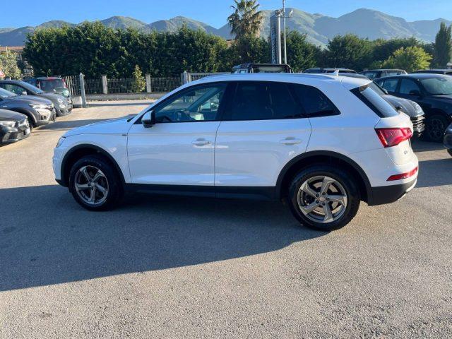 AUDI Q5 2.0 TDI quattro S tronic Business