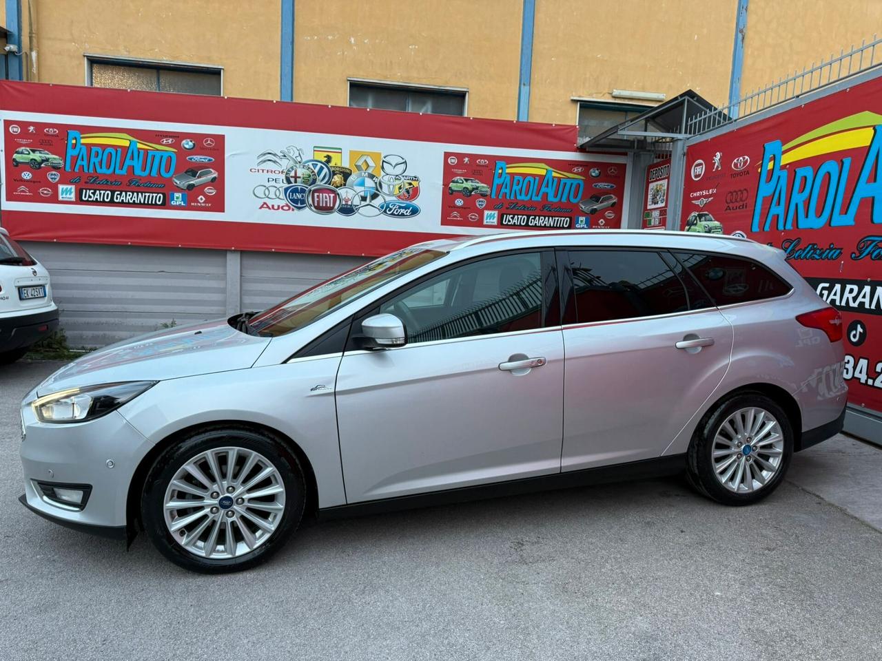 Ford Focus 1.5 TDCi 120cv Titanium - 2015