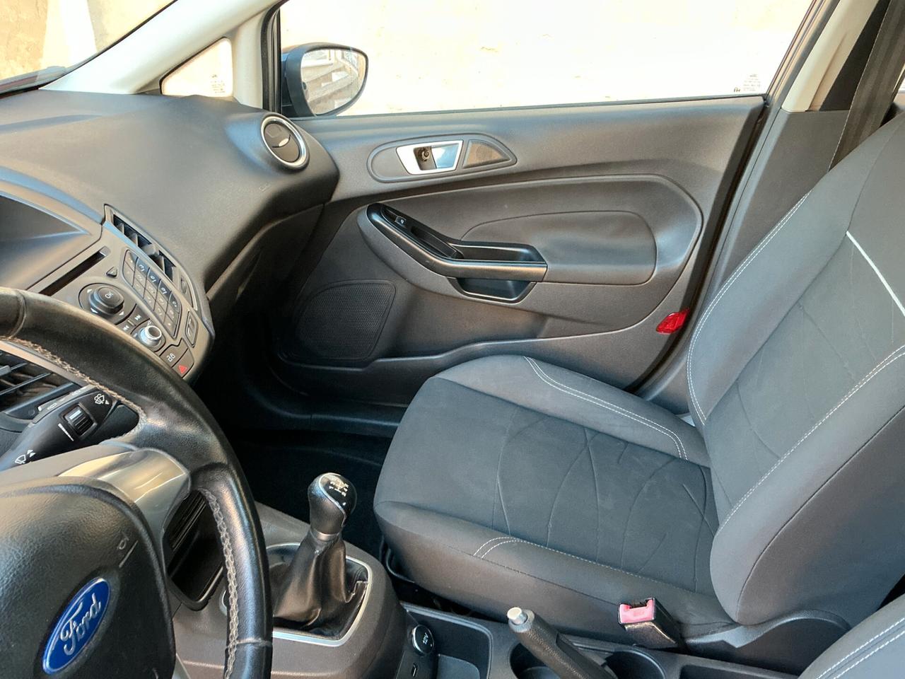 Ford Fiesta 1.5 TDCi 75CV 5 porte