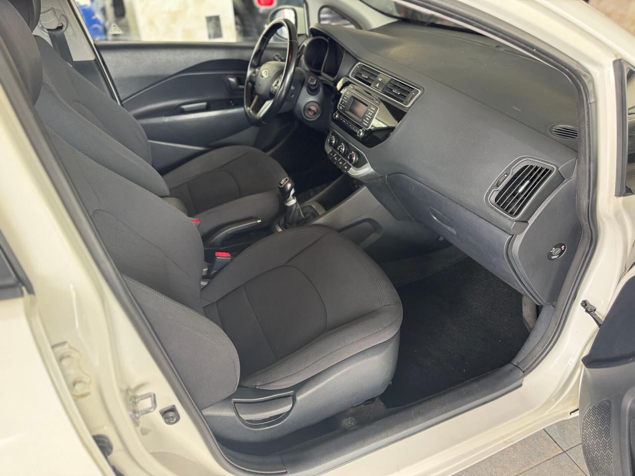 Kia Rio 1.1 CRDi 5p. Cool