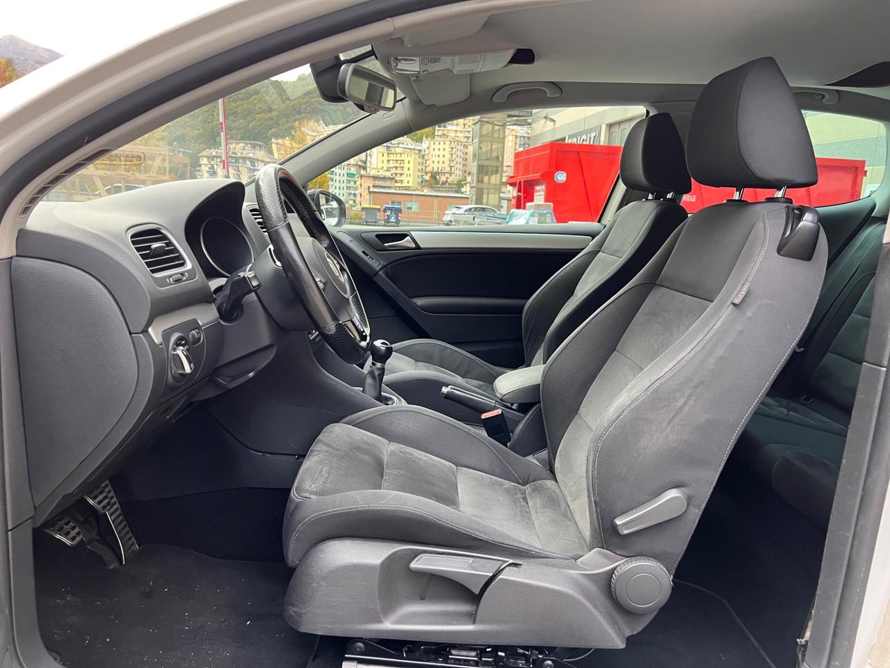 Volkswagen Golf 1.4 TSI 160CV R line 3p. Highline