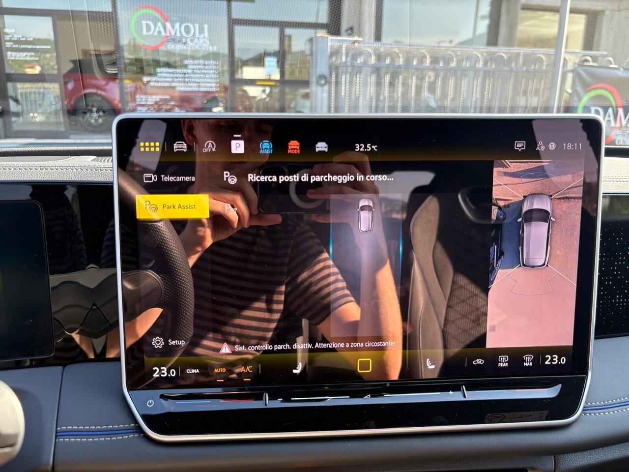 Volkswagen Tiguan VOLKSWAGEN TIGUAN 2.0 TDi R-LINE