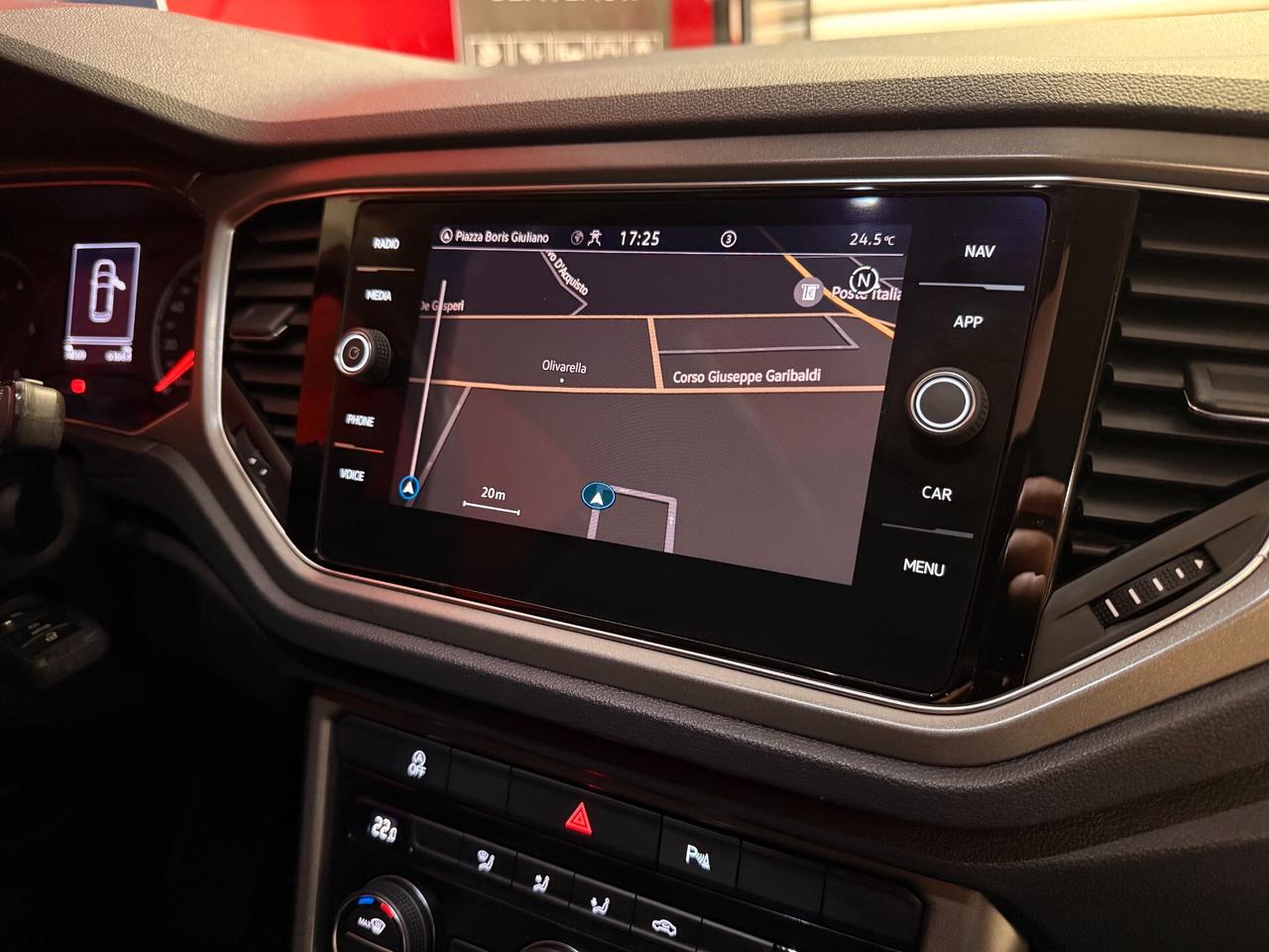 Volkswagen T-Roc 2.0 TDI SCR 150 CV DSG TETTO APRIBILE