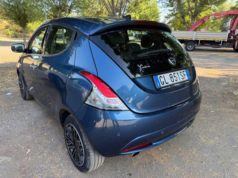 Lancia Ypsilon 1.0 FireFly Hybrid GOLD.+ GPL